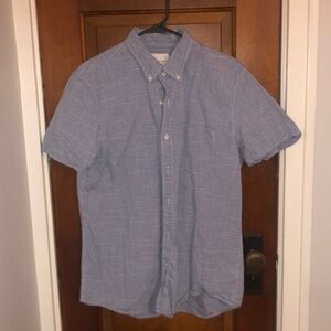 American Eagle Button Down